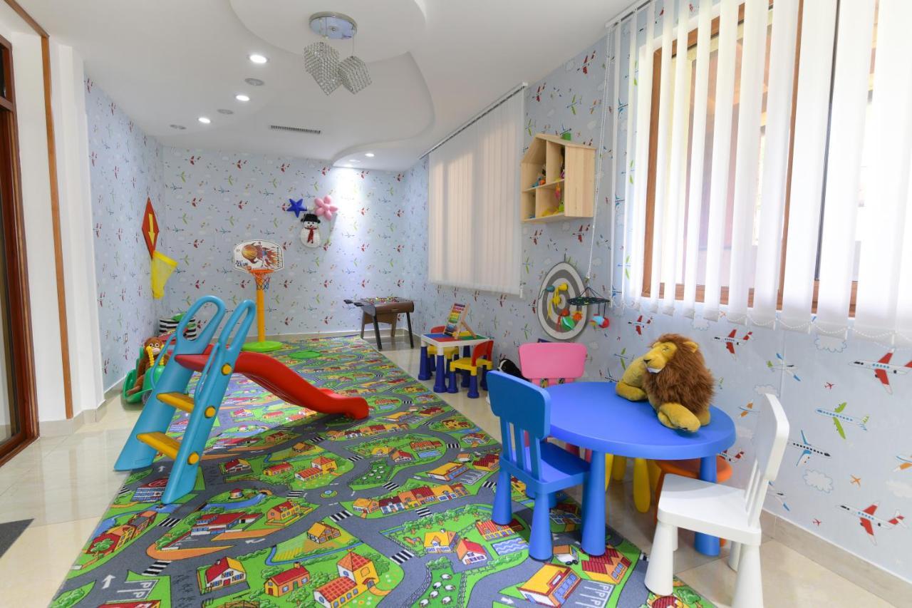 Hotel Iris Ζλάτιμπορ Εξωτερικό φωτογραφία