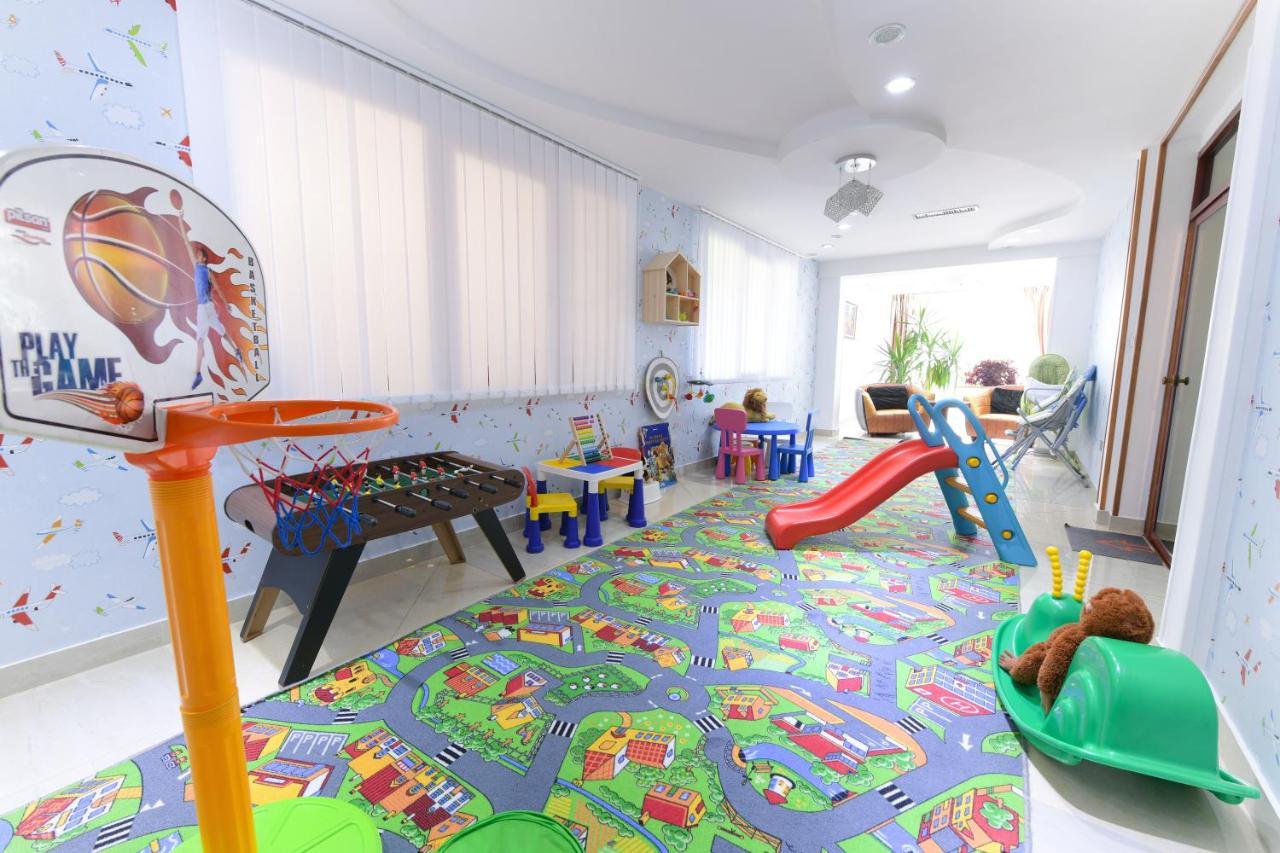 Hotel Iris Ζλάτιμπορ Εξωτερικό φωτογραφία
