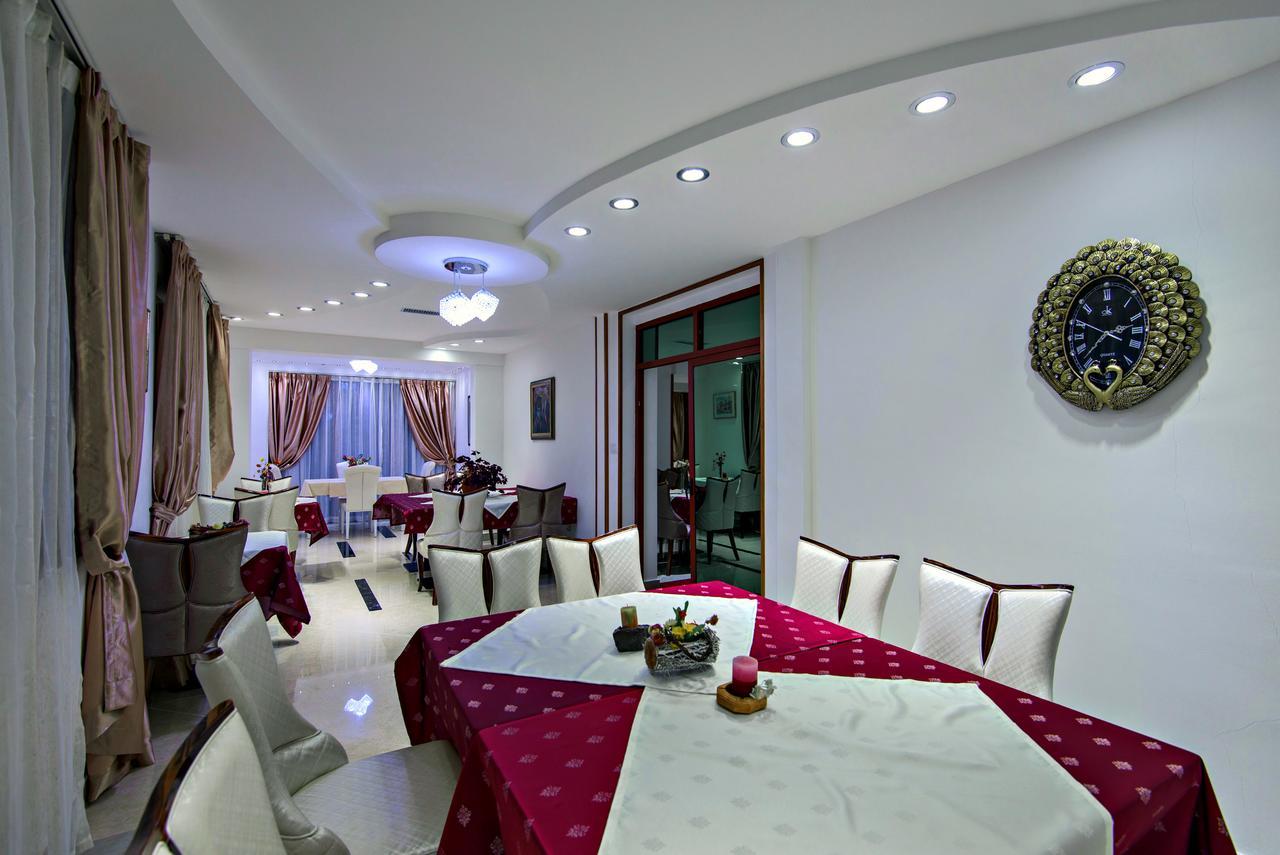 Hotel Iris Ζλάτιμπορ Εξωτερικό φωτογραφία