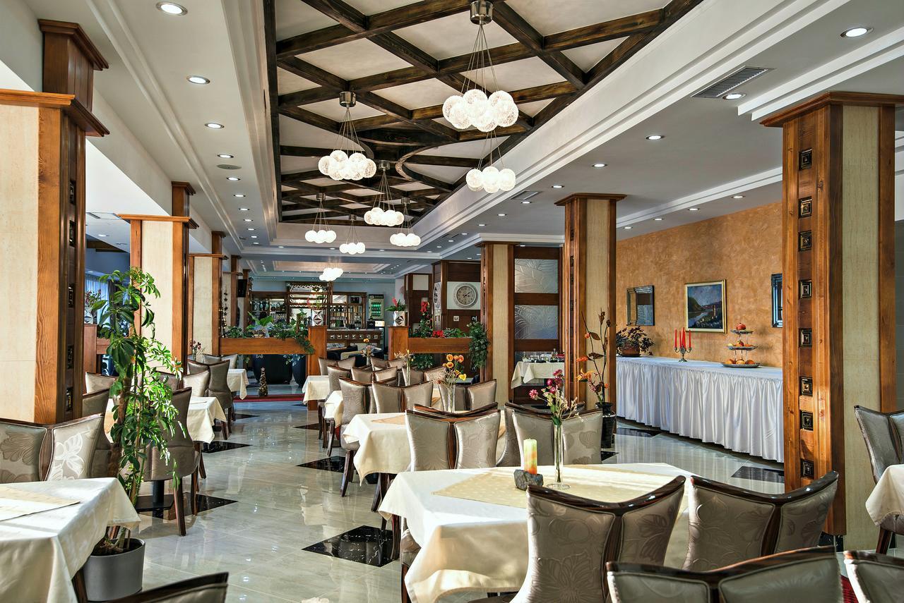 Hotel Iris Ζλάτιμπορ Εξωτερικό φωτογραφία