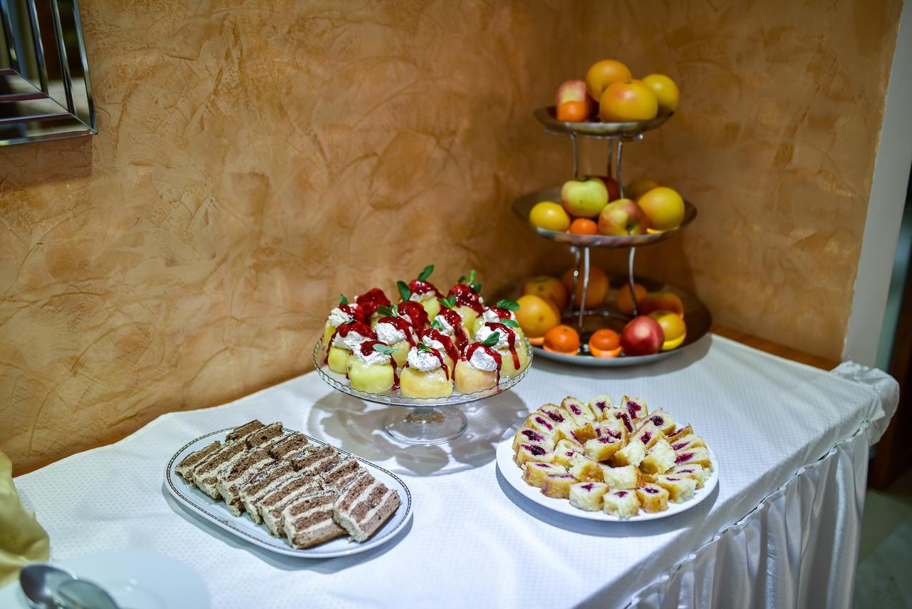 Hotel Iris Ζλάτιμπορ Εξωτερικό φωτογραφία